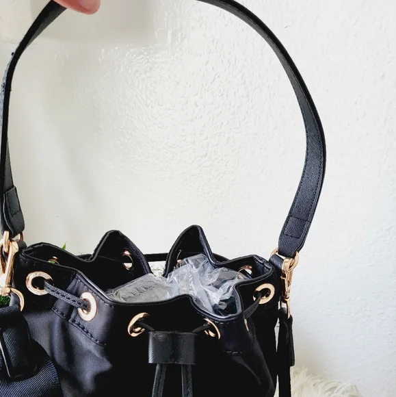 Guess bag - Picture 4 of 9